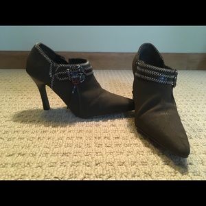 Newport News Booties